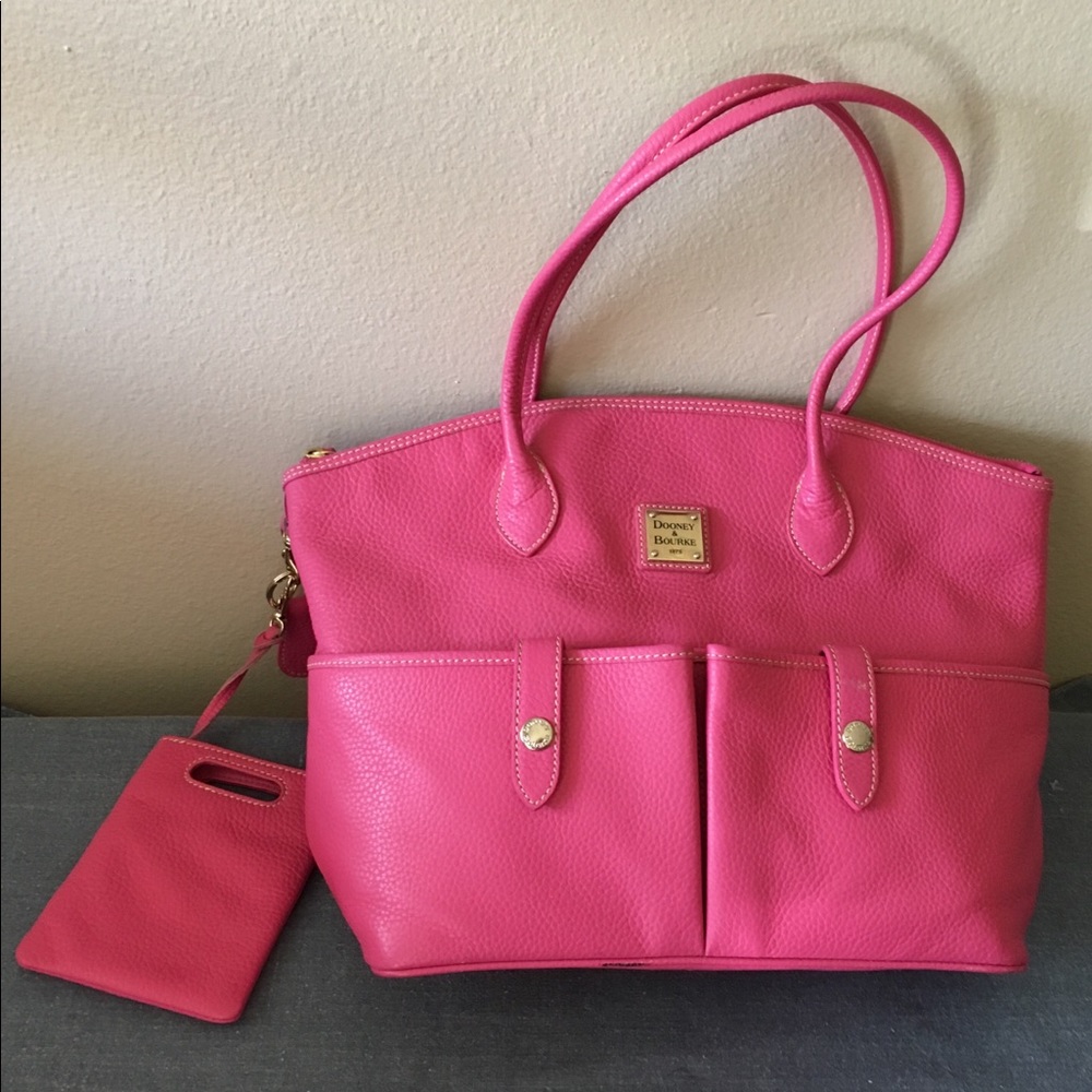 Dooney & Bourke large pink leather purse.